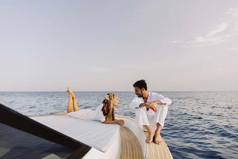 Milos Cyclades Luxury private cruises - Key Points