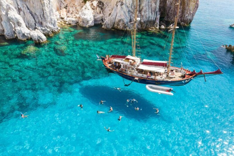 Milos: Full Day Cruise Via Traditional Boat - Milos: Full Day Cruise Via Traditional Boat