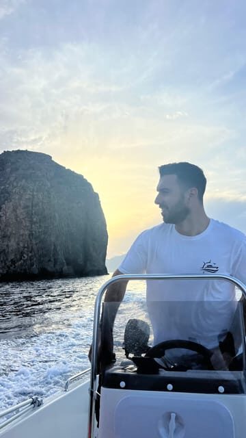 Milos: Self-Drive Boat Rental with Optional Skipper - Key Points