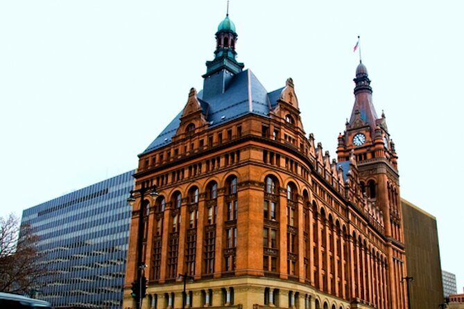 Milwaukee Historic Downtown Self Guided Walking Tour - Discover Milwaukee’s Old Roots and Modern Vibe