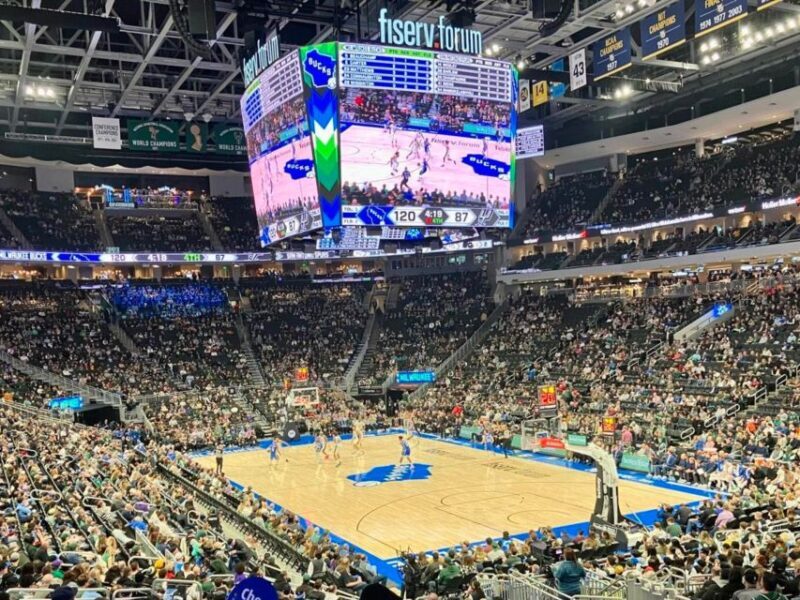 Milwaukee: Milwaukee Bucks Basketball Game Ticket - Discovering the Excitement of a Bucks Game at Fiserv Forum