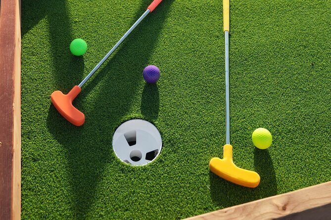 Mini Outdoor Golf in Montreal - Key Points