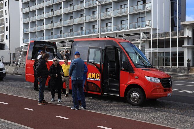 Minibus  Laketour  Sete Cidades / Lagoa do Fogo  Full Day (Shared) - Key Points