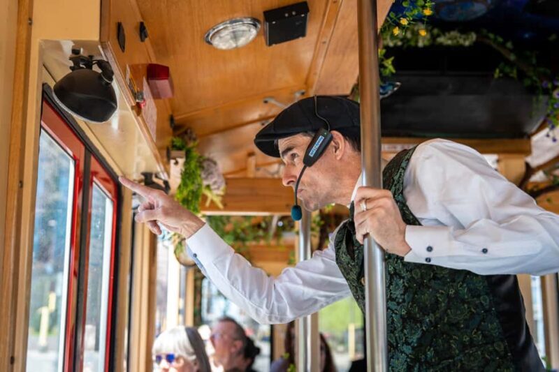 Minneapolis Narrated Sightseeing Scenic Tour - Key Points