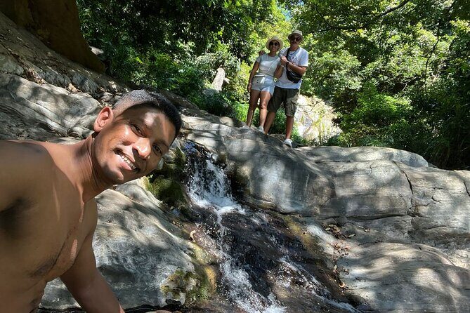 Minneriya National Park Elephant Jeep Safari Private Tour - Key Points