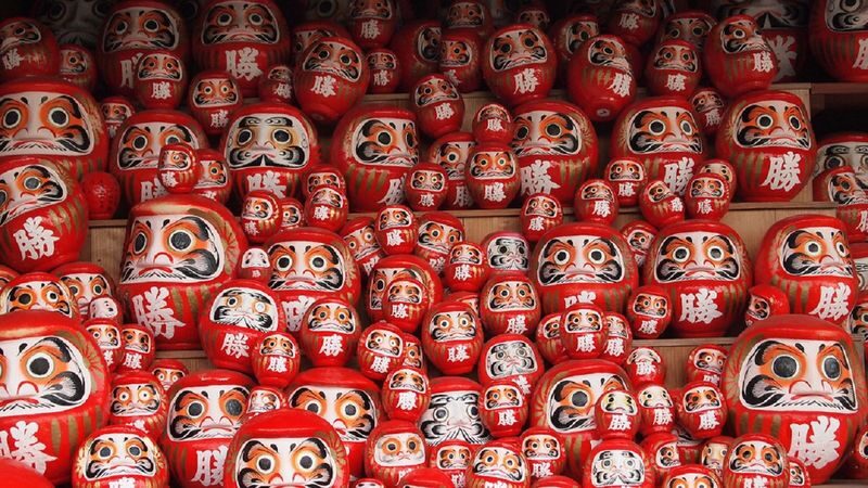 Minoh Katsuoji Temple Walking Tour with Local Guide (4 Hours) - The daruma make Katsuoji memorable