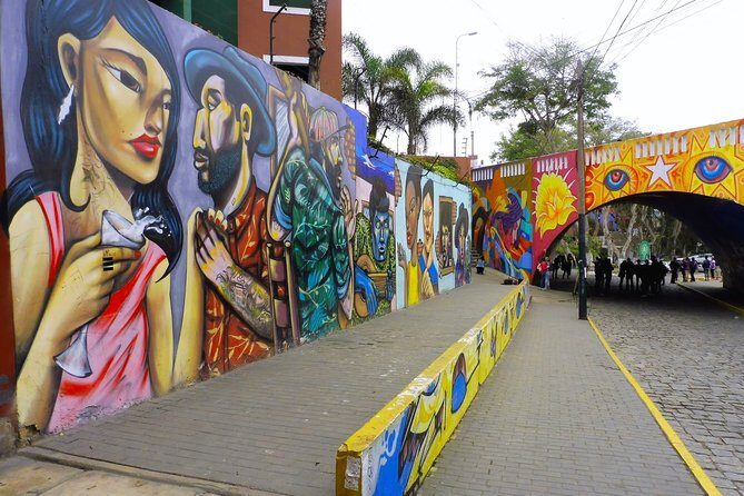 Miraflores, Barranco & San Isidro - Districts Tour (Small Group) - Exploring Lima’s Districts: Miraflores, Barranco & San Isidro in a Small-Group Tour