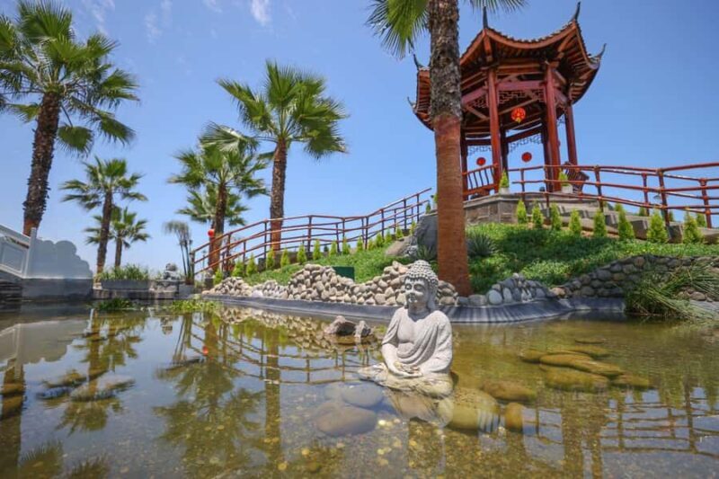 Miraflores: Local Walking Tour & Free eBook - Discover Miraflores with a Personal Touch: A Detailed Review