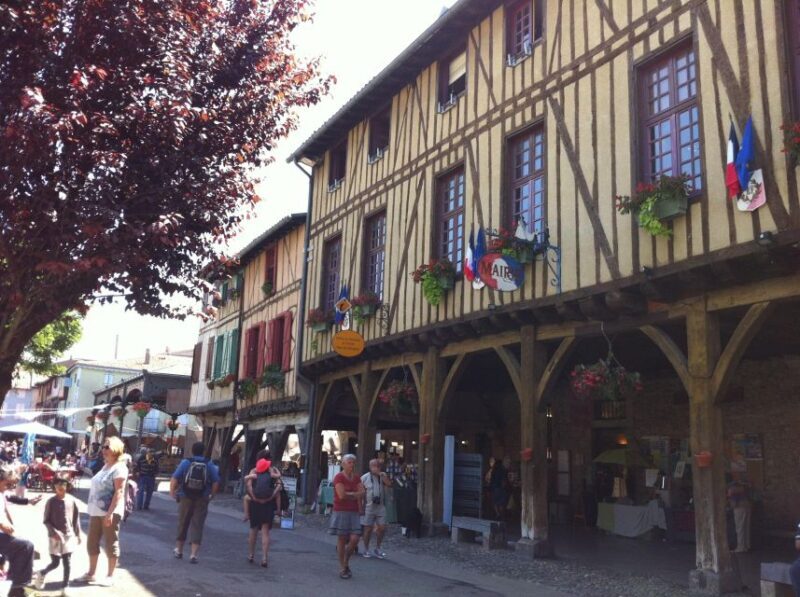 Mirepoix, castles of Montségur & Camon guided tour - Mirepoix, castles of Montségur & Camon guided tour