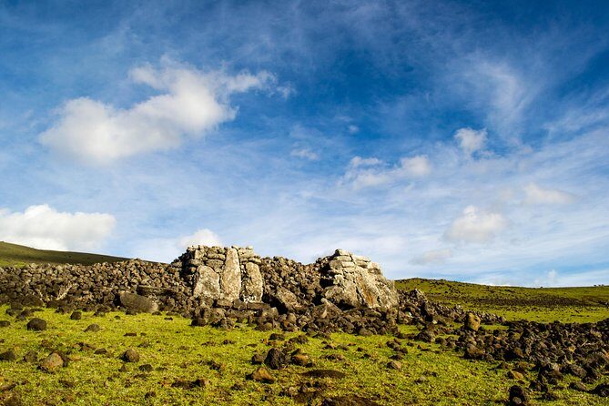 Miru: The North Coast Full Day Hike - Key Points