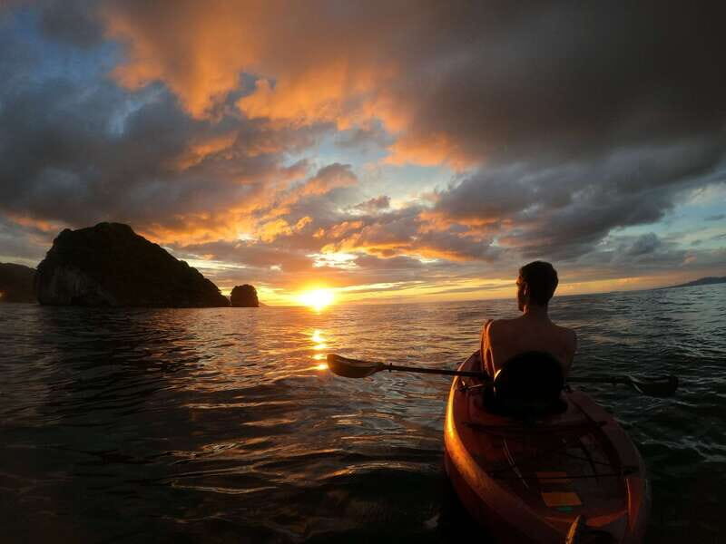 Mismaloya: Los Arcos Bioluminescent Waters Kayak & Cave Tour - How does the experience feel?