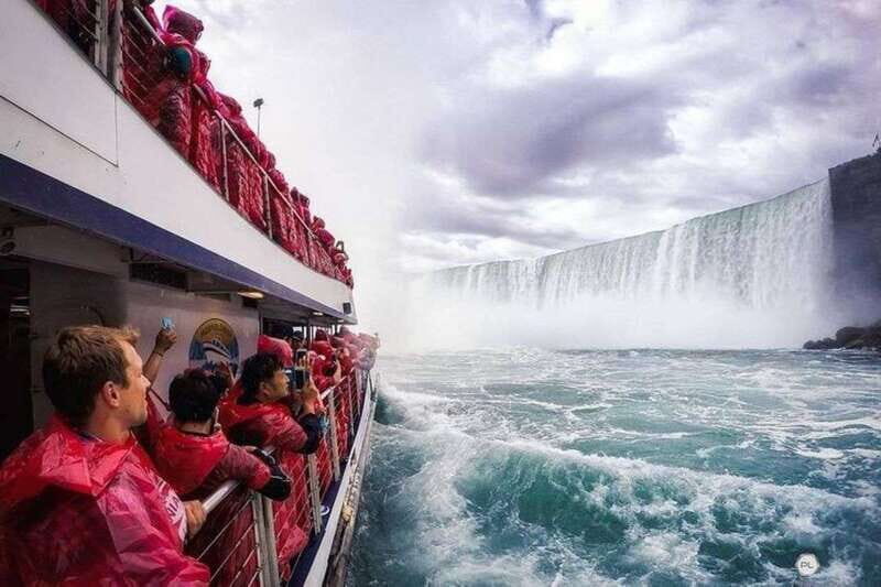 Mississauga: Niagara Falls Day Tours with Boat and Lunch - Authenticity and Value for Money