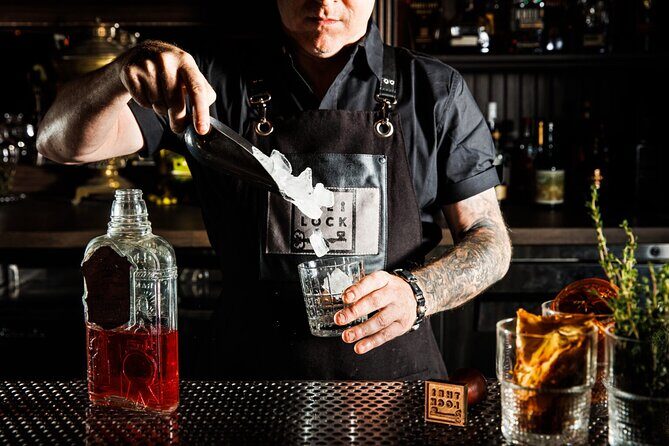 Mixology Masterclass at the Cabinet of Curiosities in Las Vegas - FAQs