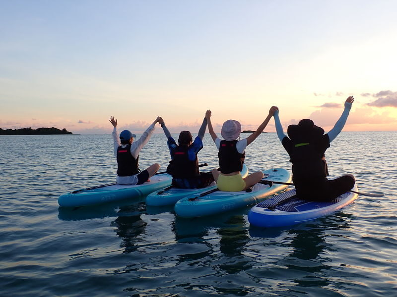 Miyakojima: Small-group Sunrise or Sunset SUP tour (English tour) - Miyakojima from a paddleboard at sunrise or sunset