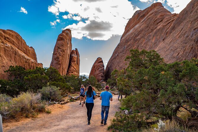 Moab Bundle: Arches Canyonlands, and La Sal Self-Guided Tours - Key Points