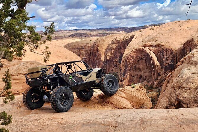 Moab Custom 4 Seat Kawasaki KRX® 1000 Off Road UTV Rental - Key Points