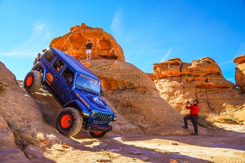 Moab: Off-Road Hell's Revenge Trail Private Jeep Tour - FAQs