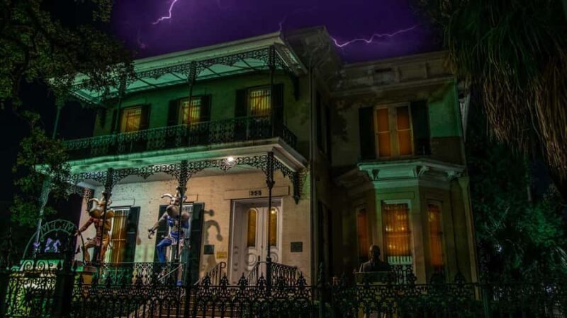 Mobile Ghost Tours: Murder, Mayhem, & Malice - Exploring the Haunted Streets of Mobile: A Deep Dive