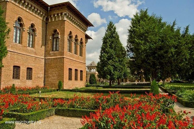 Mogosoaia Palace & Snagov Monastery: Private tour from Bucharest - Exploring the Sites in Detail
