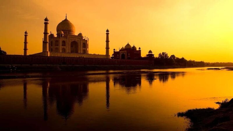 Mohabbat-E-Taj, Agra Tour with Govt. Approved Guide - FAQ