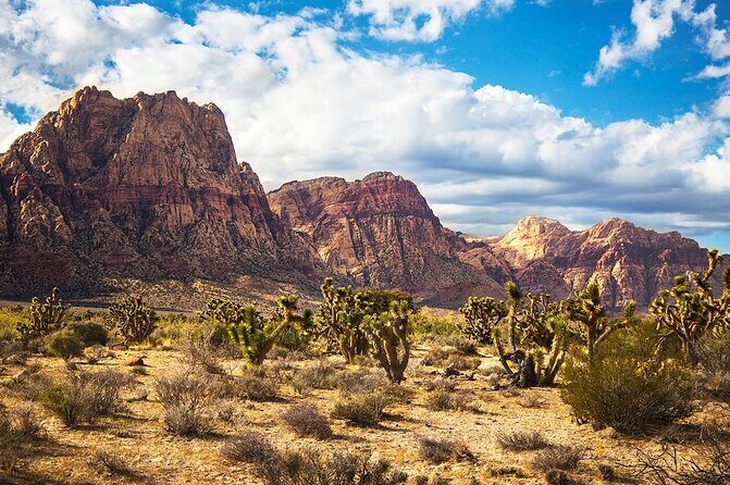 Mojave Desert, Red Rock Sign, Seven Magic Mts - FAQ