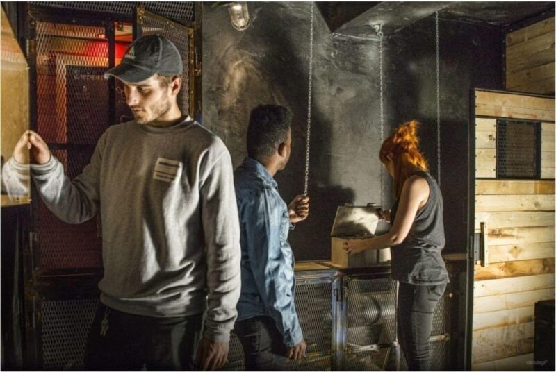 Molde: Serial Killer Escape Room Game - Key Points