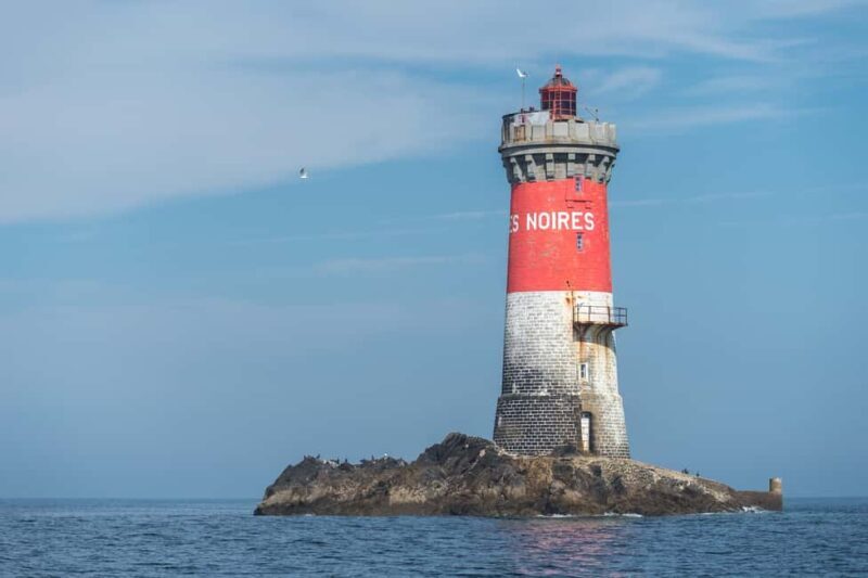 Molène Archipelago: Sea trips departing from Crozon. Seals, dolphins, - FAQ