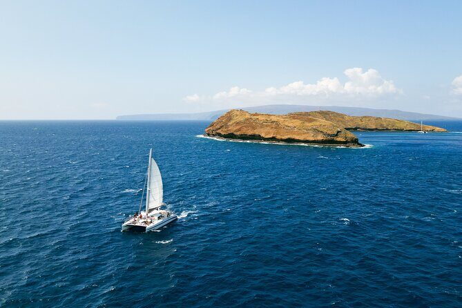 Molokini Snorkel and Performance Sail from Ma'alaea Harbor - Considerations and Possible Drawbacks
