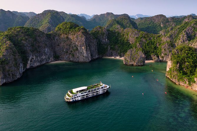 Mon Chéri Cruises 5 star: Amazing 3 days exploring Halong & Cat Ba island - Key Points