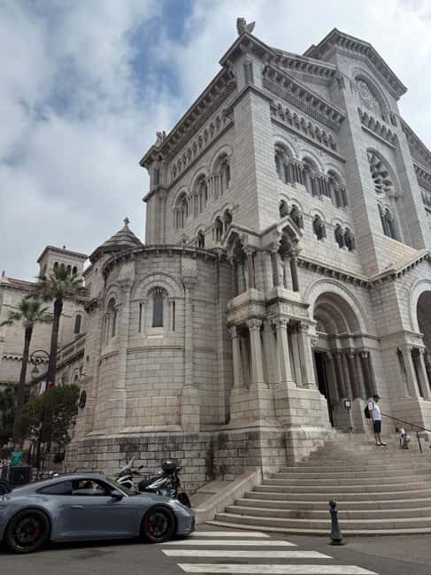 Monaco: Immersive Walking Tour with a Local Guide - A Walk Through Monaco’s Historic Heart