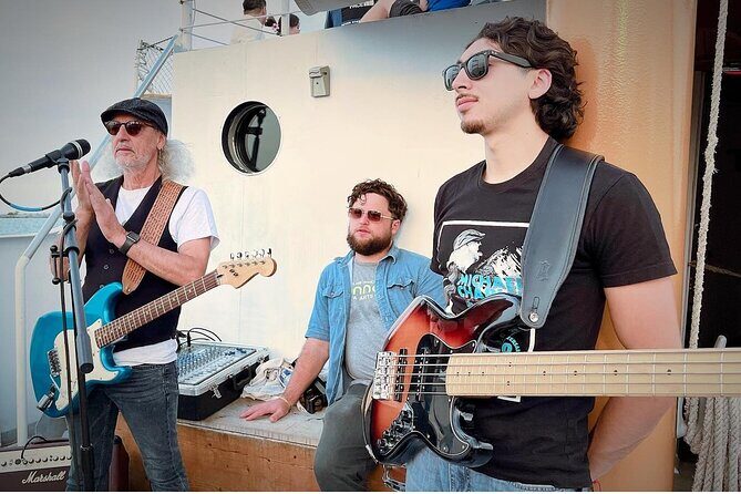 Monday Night Concert Series - Experience the Monday Night Concert Series in Chicago