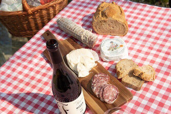 Monferrato (Asti): Wine Tour with light lunch picnic in the vineyards - What Travelers Say