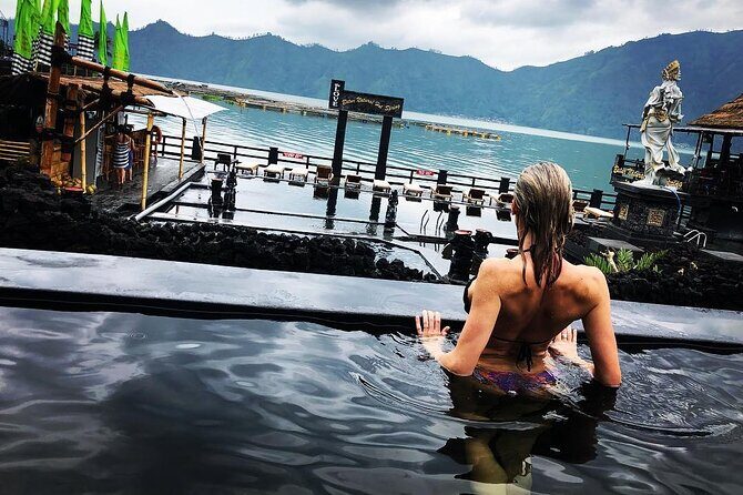 Monkey Forest, Holy Water Temple & Hot Springs Tours - Who Should Book This Tour?