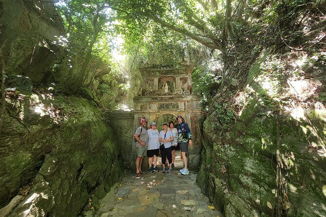 Monkey Mountain, Marble Moutain & Dragon Bridge ( Da Nang city Tour HalfDay ) - Key Points