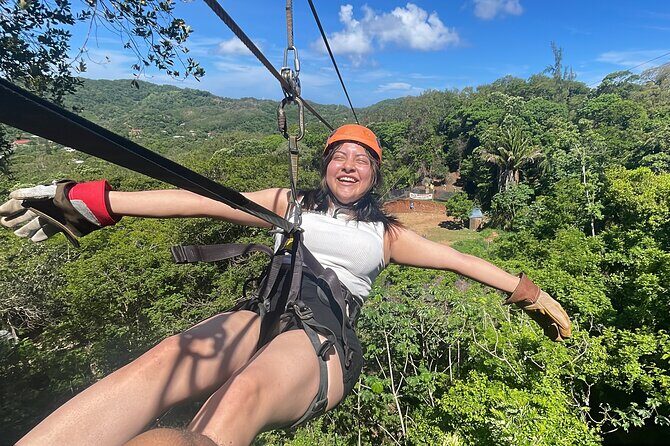 Monkey/Sloth Park + Zipline And City Tour In Roatan - Exploring the Itinerary in Depth