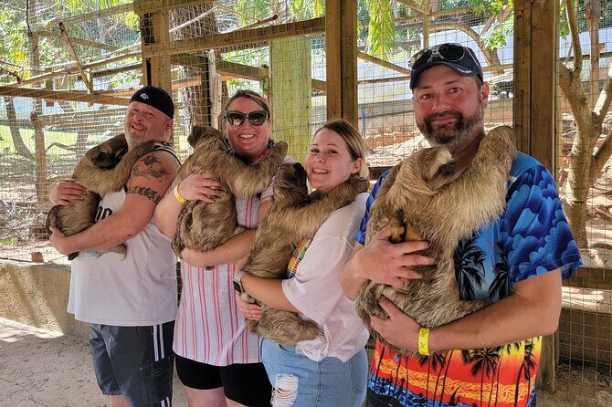 Monkey & sloth tour chocolate and rum samples - FAQs