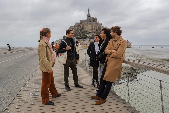 Mont Saint Michel and Loire Valley Castles 2 Days Guided Trip - Key Points