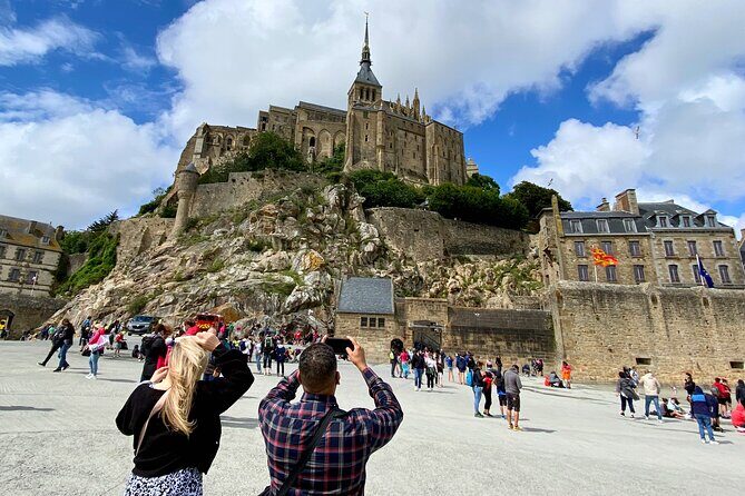Mont Saint-Michel Small-group 2 to 7 people from Paris - The Experience in Detail