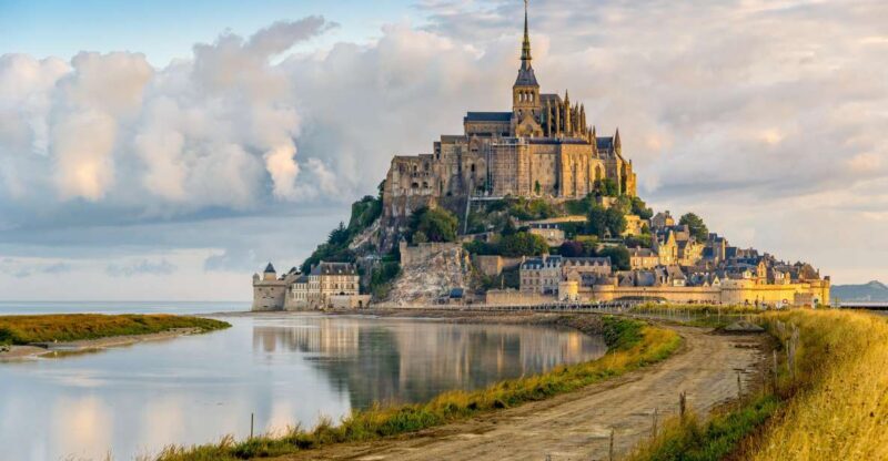 Mont-St-Michel: Small Group Guided Tour with Abbey Ticket - FAQ