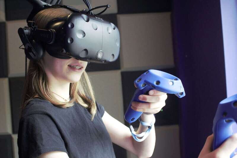Mont Tremblant: Virtual Reality Gaming Session - An In-Depth Look at the VR Gaming Experience at Mont Tremblant