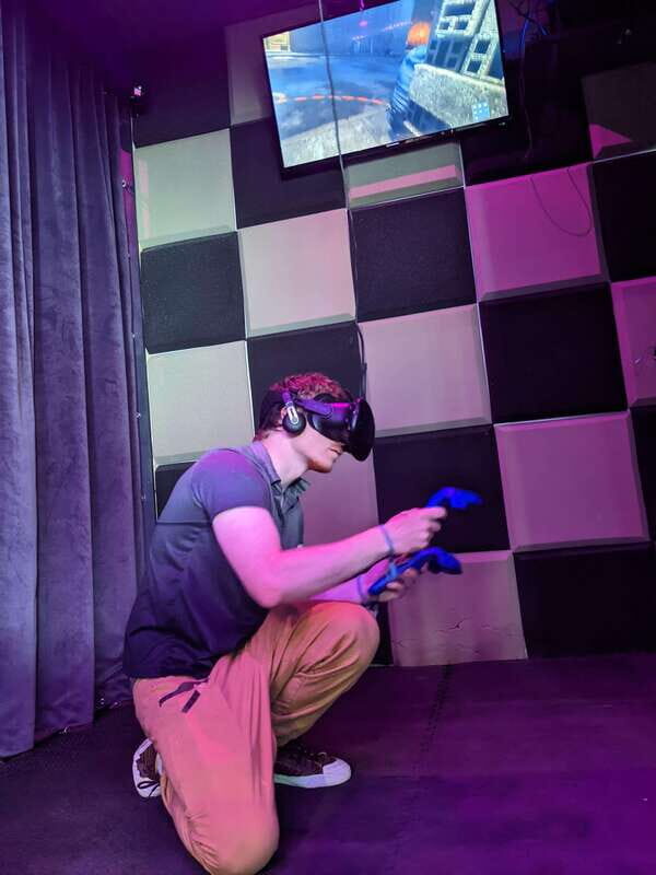 Mont-Tremblant: VR Arcade - Game Station - Booking and Pricing — Straightforward and Flexible
