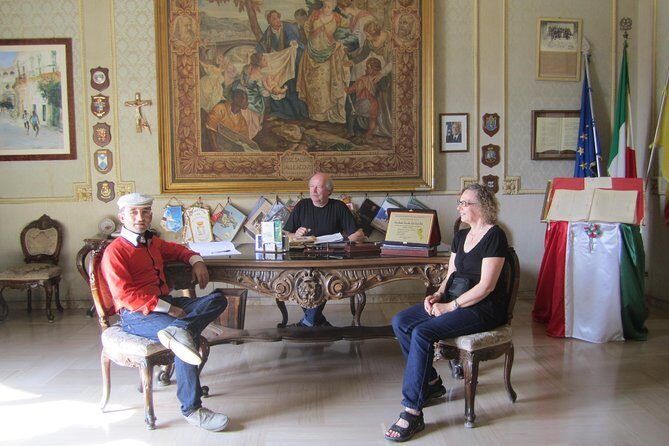 Montalbano commissioner private tour from Noto and Siracusa - A Closer Look at the Montalbano Private Tour
