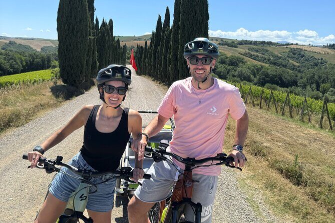 MONTALCINO Essence: Your PRIVAT E-Bike Experience, Top Quality! - A Detailed Look at the Montalcino E-Bike Tour