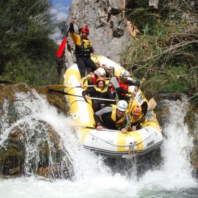 Montanejos: Extreme Rafting on the Mijares River - An Authentic Adventure Near Valencia