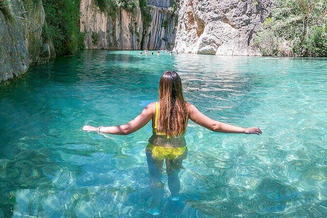 Montanejos Thermal Springs & Girlfriend Waterfall, food included - What’s Included and What to Consider