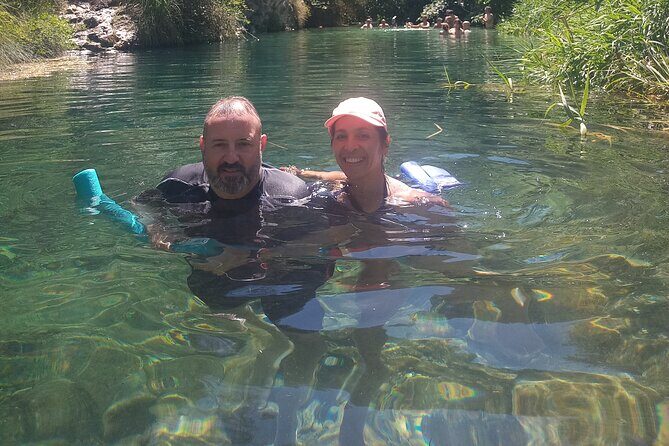 Montanejos Thermal Springs & Girlfriend Waterfall, food included - FAQ