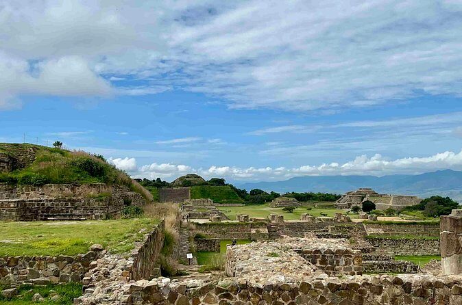 Monte Alban and craft villages private tour - FAQ