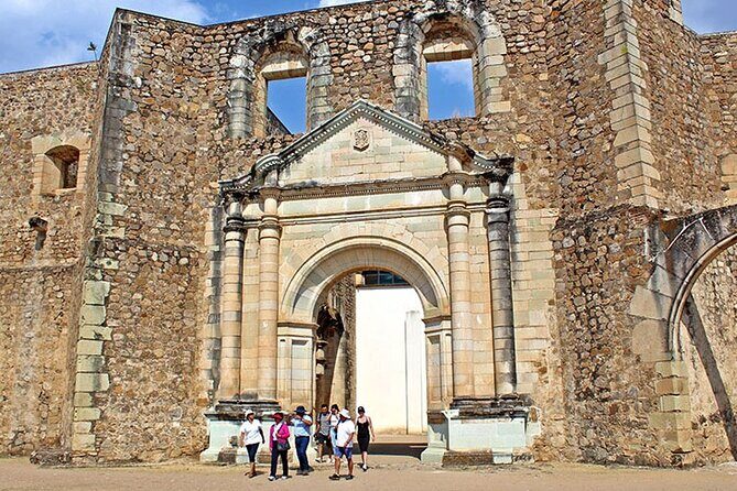 Montealban Tour - In-Depth Review of the Monte Alban Tour