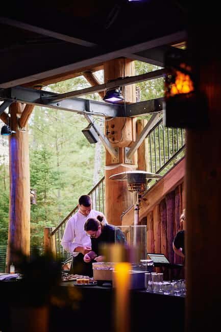 Montebello, QC: Parc Omega Wolves Experience with Cocktail & Guide - FAQ