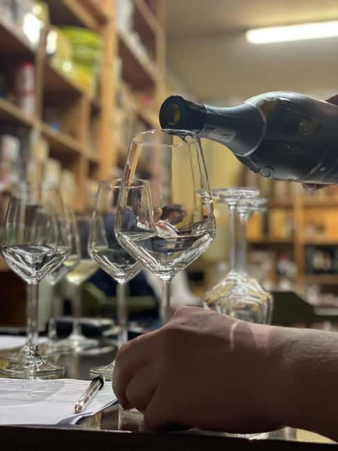 Montecatini Terme: Aperitifs with local wine and oil tasting - A Taste of Tuscany in Montecatini Terme: An Authentic Wine and Oil Tasting Experience